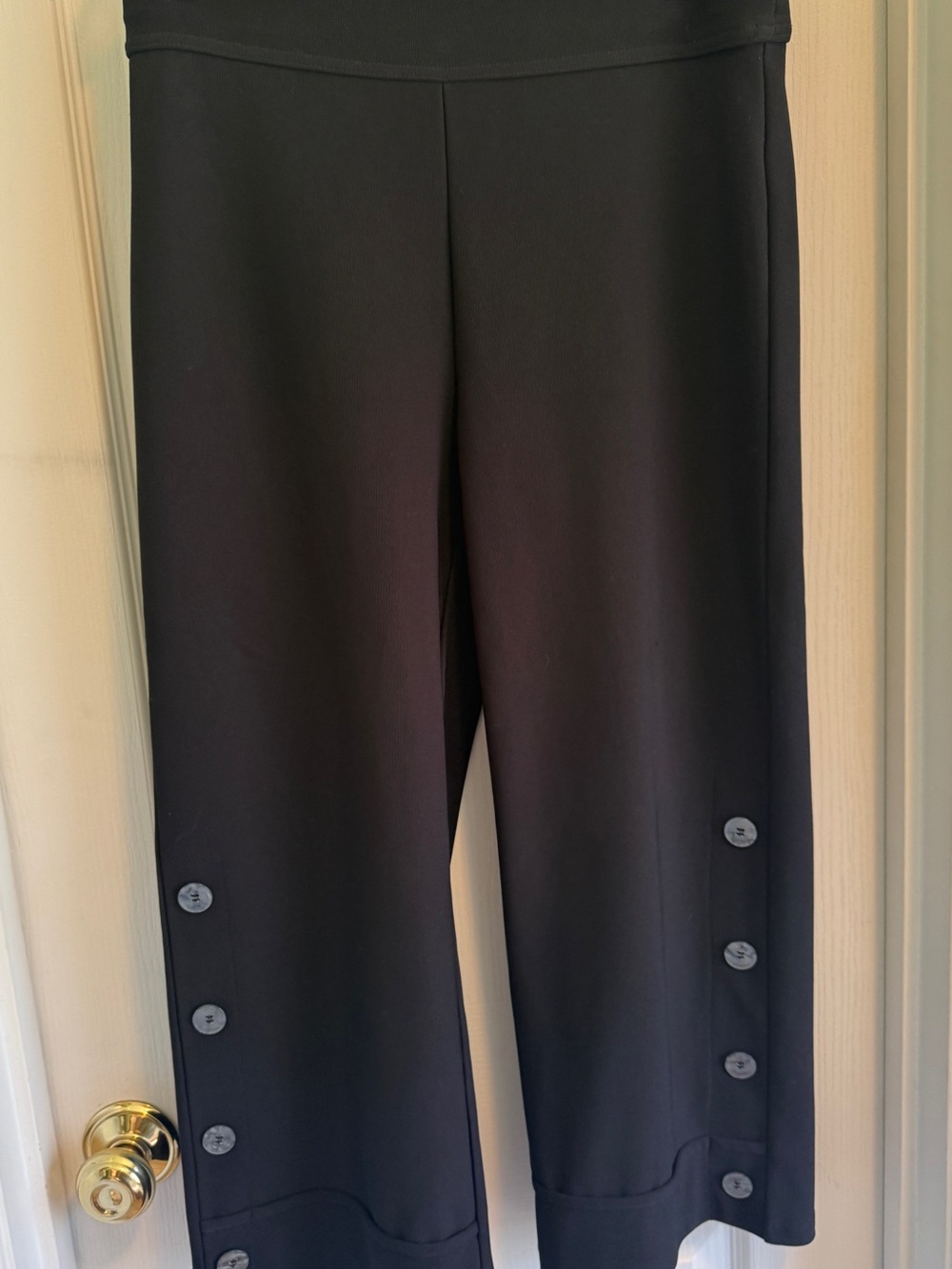 Cropped Black Wide-Leg Button-Accent Pants